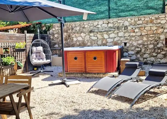 Maison Confort, Terrasse & Jardin, Parking